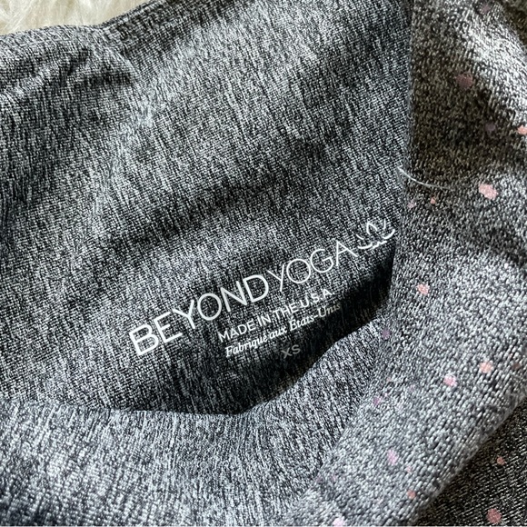 🆕 Beyond Yoga Alloy Ombre High Waisted Midi Legging Shiny Mauve 79 - Picture 4 of 6